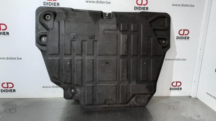 Engine protection panel from a Jaguar E-Pace 2.0 D 150 16V AWD 2019