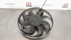 Usagé Moto ventilateur Citroen C4 Grand Picasso (3A) 1.6 HDiF, Blue HDi 115 Prix € 96,80 Prix TTC proposé par Autohandel Didier