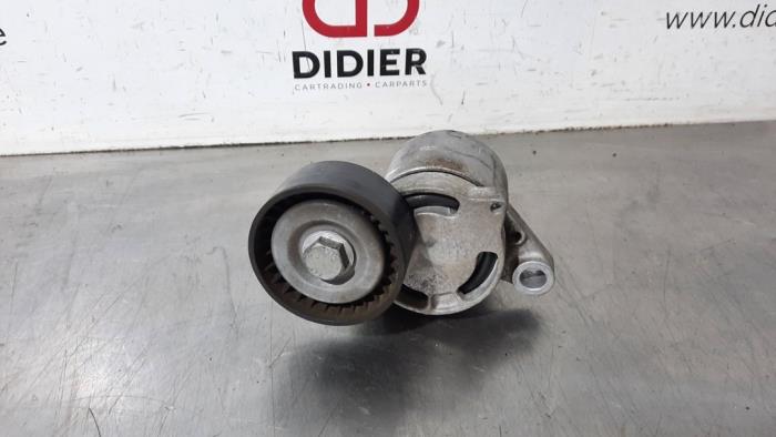 Usados Rodillo tensor correa múltiple BMW 3 serie Touring (F31) 318d 2.0 16V Precio € 60,50 IVA incluido ofrecido por Autohandel Didier