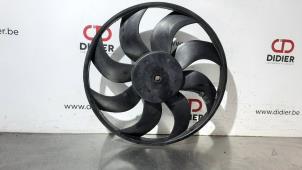 Usagé Moto ventilateur Renault Master V Prix € 127,05 Prix TTC proposé par Autohandel Didier
