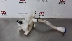 Used Front windscreen washer reservoir Citroen Berlingo 1.6 BlueHDI 100 Price € 30,25 Inclusive VAT offered by Autohandel Didier