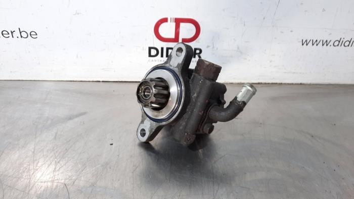 Usagé Pompe de direction Toyota Hilux IV 3.0 D4-D 16V 4x4 Prix € 199,65 Prix TTC proposé par Autohandel Didier