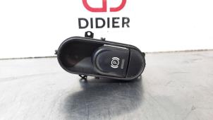 Gebrauchte Handbremse Schalter Mini Clubman (F54) 1.5 Cooper 12V Preis € 30,25 Mit Mehrwertsteuer angeboten von Autohandel Didier