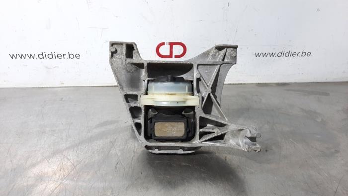 Usagé Support moteur Peugeot 308 SW (L4/L9/LC/LJ/LR) 1.6 HDi 115 Prix € 30,25 Prix TTC proposé par Autohandel Didier