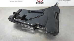 Used Front windscreen washer reservoir BMW 7 serie (G11/12) 740d,Ld xDrive 24V Price € 36,30 Inclusive VAT offered by Autohandel Didier