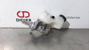 Usagé Cylindre de frein principal Dacia Duster (SR) 1.6 16V Prix € 66,55 Prix TTC proposé par Autohandel Didier