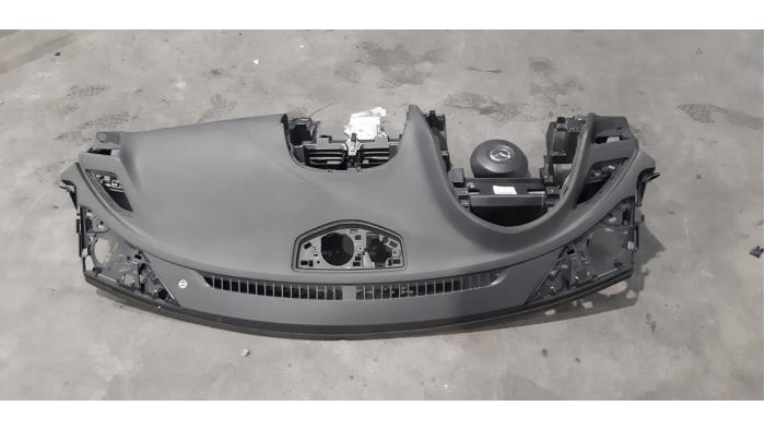 Airbag set from a Mazda 3 (BM/BN) 1.5 Skyactiv-G 100 16V 2015