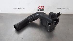 Used Air intake hose Citroen C3 Picasso (SH) 1.2 12V PureTech 110 Price € 36,30 Inclusive VAT offered by Autohandel Didier