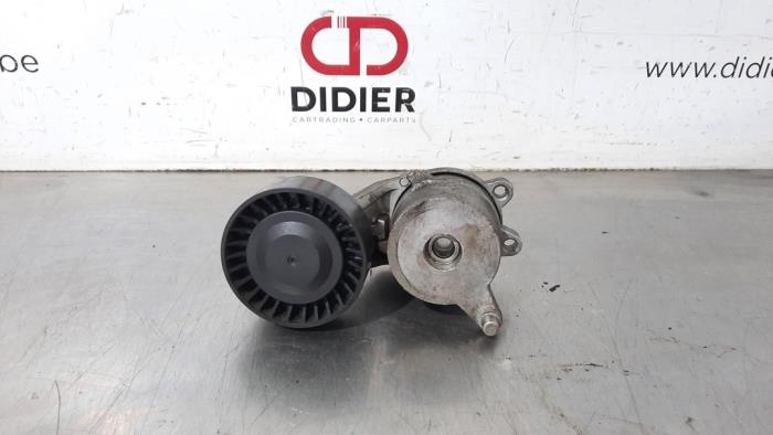 Usados Rodillo tensor correa múltiple Toyota Yaris III (P13) 1.0 12V VVT-i Precio € 30,25 IVA incluido ofrecido por Autohandel Didier