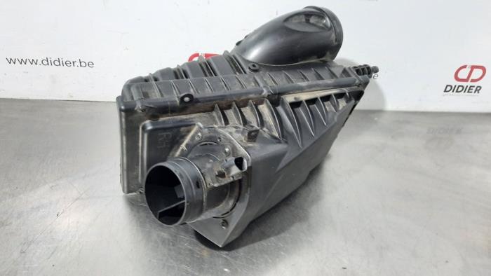 Begagnade Luftfilterhus Landrover Range Rover Sport (LW) 3.0 SDV6 Pris € 66,55 Inklusive moms erbjuds av Autohandel Didier
