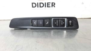 Used Switch (miscellaneous) BMW X6 (F16) xDrive40d 3.0 24V Price € 66,55 Inclusive VAT offered by Autohandel Didier