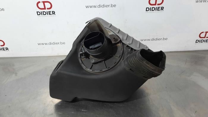 Begagnade Luftfilterhus Audi A6 Avant (C7) 2.0 TDI 16V Pris € 133,10 Inklusive moms erbjuds av Autohandel Didier
