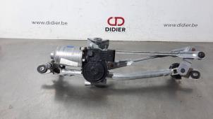 Used Front wiper motor Hyundai i30 Wagon (PDEF5) 1.0 T-GDI 12V Price € 66,55 Inclusive VAT offered by Autohandel Didier
