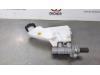 Master cylinder from a Hyundai i30 Wagon (PDEF5), 2017 1.0 T-GDI 12V, Combi/o, Petrol, 998cc, 88kW (120pk), FWD, G3LC, 2017-03, PDEF5P1 2018