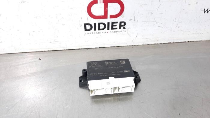 Begagnade PDC-modul Peugeot 208 II (UB/UH/UP) 1.2 Vti 12V PureTech 100 Pris € 30,25 Inklusive moms erbjuds av Autohandel Didier