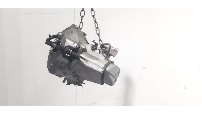 Gearbox from a Citroën C3 (SC) 1.0 Vti 68 12V 2014