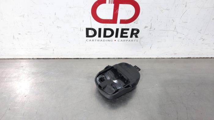 Begagnade Regnsensor Opel Zafira Tourer (P12) 1.6 16V CNG ecoFLEX Turbo Pris € 24,20 Inklusive moms erbjuds av Autohandel Didier