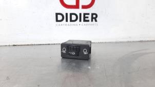Używane Przelacznik reflektora LHV Citroen C3 (SC) 1.0 Vti 68 12V Cena € 24,20 Z VAT oferowane przez Autohandel Didier