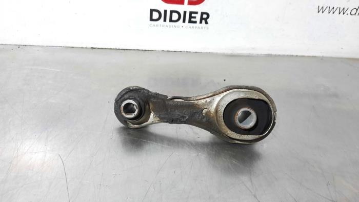 Used Engine mount Dacia Sandero II 1.5 dCi 90 Price € 18,15 Inclusive VAT offered by Autohandel Didier