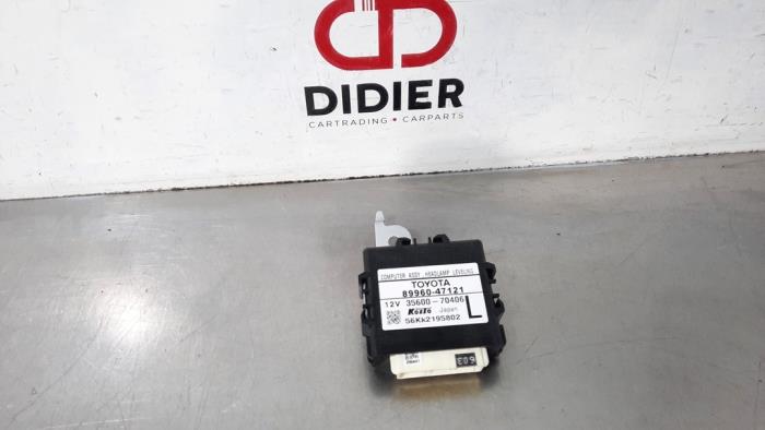 Used Computer height control Toyota Prius Plus (ZVW4) 1.8 Hybrid 16V Price € 30,25 Inclusive VAT offered by Autohandel Didier