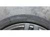 Wheel + tyre from a BMW 4 serie (F33) 420d 2.0 16V 2017