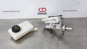 Used Master cylinder Renault Trafic (1FL/2FL/3FL/4FL) 1.6 dCi 140 Twin Turbo Price € 54,45 Inclusive VAT offered by Autohandel Didier