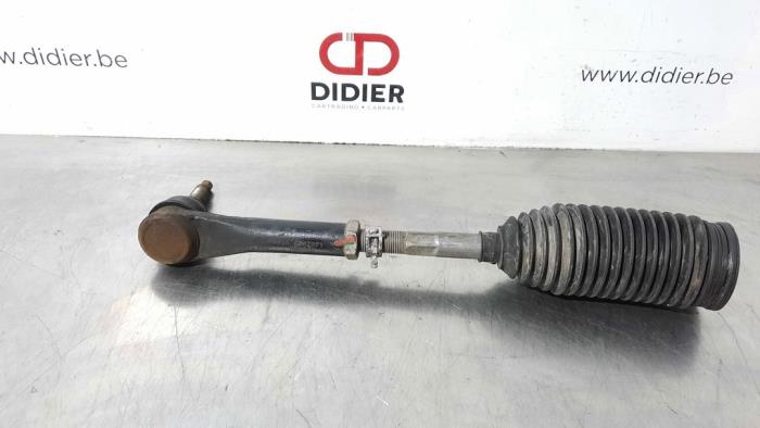 Tie rod, right from a Tesla Model S 90D 2016