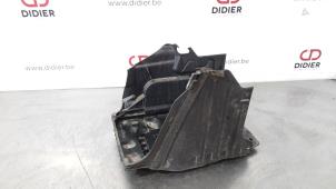 Used Battery box Volvo V60 Cross Country I (FZ) 2.0 D3 16V Price € 36,30 Inclusive VAT offered by Autohandel Didier