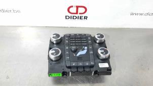 Used Air conditioning control panel Volvo V60 Cross Country I (FZ) 2.0 D3 16V Price € 254,10 Inclusive VAT offered by Autohandel Didier