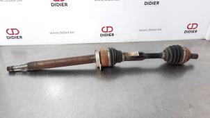 Used Front drive shaft, right Volvo V60 Cross Country I (FZ) 2.0 D3 16V Price € 193,60 Inclusive VAT offered by Autohandel Didier