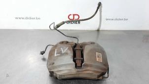 Used Front brake calliper, left Audi Q5 (FYB/FYG) 2.0 TDI 16V Price € 193,60 Inclusive VAT offered by Autohandel Didier
