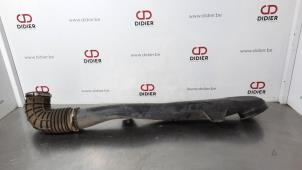 Usagé Tuyau d'aspiration air Mercedes Atego Prix € 48,40 Prix TTC proposé par Autohandel Didier