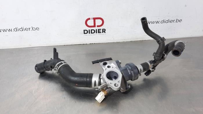 Begagnade Extra vattenpump Toyota C-HR (X1,X5) 1.8 16V Hybrid Pris € 199,65 Inklusive moms erbjuds av Autohandel Didier