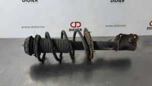 Used Front shock absorber, right Hyundai iX20 (JC) 1.4i 16V Price € 127,05 Inclusive VAT offered by Autohandel Didier