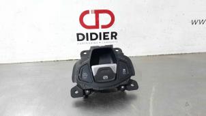 Used Parking brake switch Jeep Renegade (BU) 1.0 T3 12V Price € 36,30 Inclusive VAT offered by Autohandel Didier
