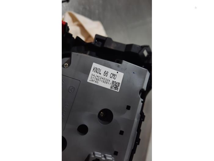 I-Drive knob from a Mazda CX-5 (KF) 2.0 SkyActiv-G 165 16V 2WD 2019