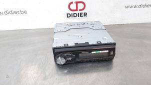 Usagé Radio Volkswagen Caddy IV 2.0 TDI 150 Prix € 66,55 Prix TTC proposé par Autohandel Didier