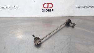 Used Anti-roll bar guide Opel Vivaro 1.6 CDTI 115 Price € 18,15 Inclusive VAT offered by Autohandel Didier