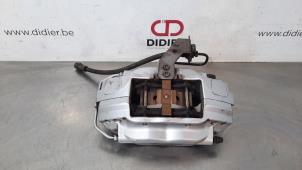 Used Rear brake calliper, right Maserati Ghibli III 3.0 Diesel Price € 193,60 Inclusive VAT offered by Autohandel Didier