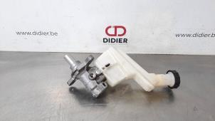 Używane Glówny cylinder hamulcowy Nissan Micra (K14) 1.5 dCi Cena € 90,75 Z VAT oferowane przez Autohandel Didier