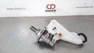 Używane Glówny cylinder hamulcowy Kia Xceed Cena € 96,80 Z VAT oferowane przez Autohandel Didier