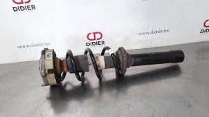 Used Fronts shock absorber, left Audi A4 Avant (B9) 2.0 TDI Ultra 16V Price € 157,30 Inclusive VAT offered by Autohandel Didier