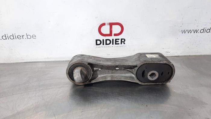 d2799b6f-e181-4a31-b480-  