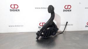 Usados Pedal de embrague Citroen Jumpy 2.0 Blue HDI 150 Precio € 36,30 IVA incluido ofrecido por Autohandel Didier