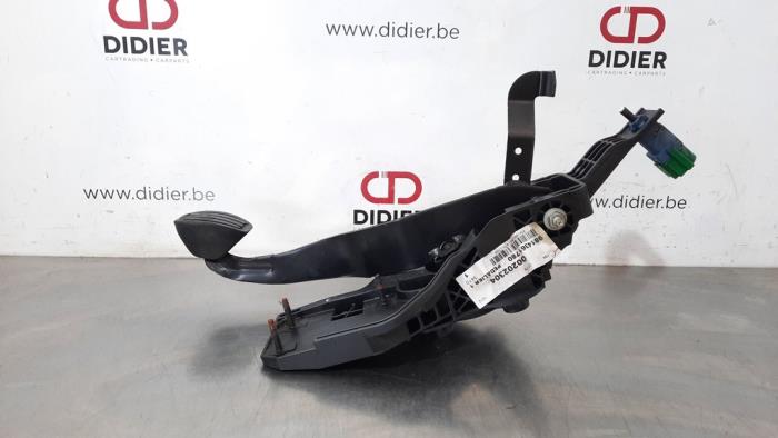 Używane Pedal hamulca Citroen Jumpy 2.0 Blue HDI 150 Cena € 42,35 Z VAT oferowane przez Autohandel Didier