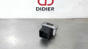 Used Glow plug relay Renault Master IV (FV) 2.3 dCi 165 16V FWD Price € 18,15 Inclusive VAT offered by Autohandel Didier