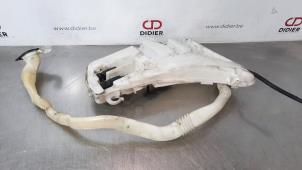 Used Front windscreen washer reservoir BMW 5 serie Touring (F11) 535d xDrive 24V Price € 36,30 Inclusive VAT offered by Autohandel Didier
