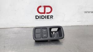 Usados Interruptor (varios) Audi Q8 (4MN) 3.0 V6 24V 50 TDI Mild Hybrid Quattro Precio € 18,15 IVA incluido ofrecido por Autohandel Didier