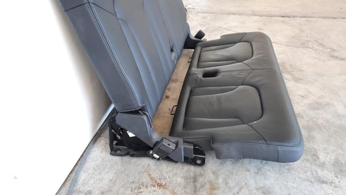 Rear bench seat from a Audi Q7 (4LB) 3.0 TDI V6 24V 2014