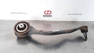 Used Front wishbone, right Landrover Range Rover IV (LG) 4.4 SDV8 32V Price € 90,75 Inclusive VAT offered by Autohandel Didier